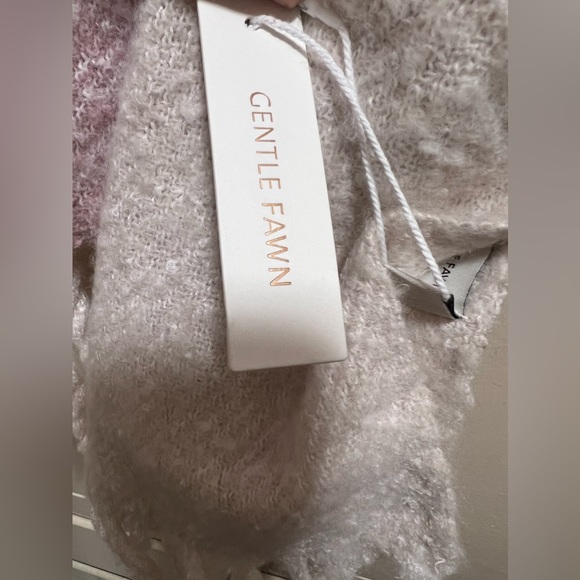 Gentle Fawn Cozy Scarf - Picture 4 of 8